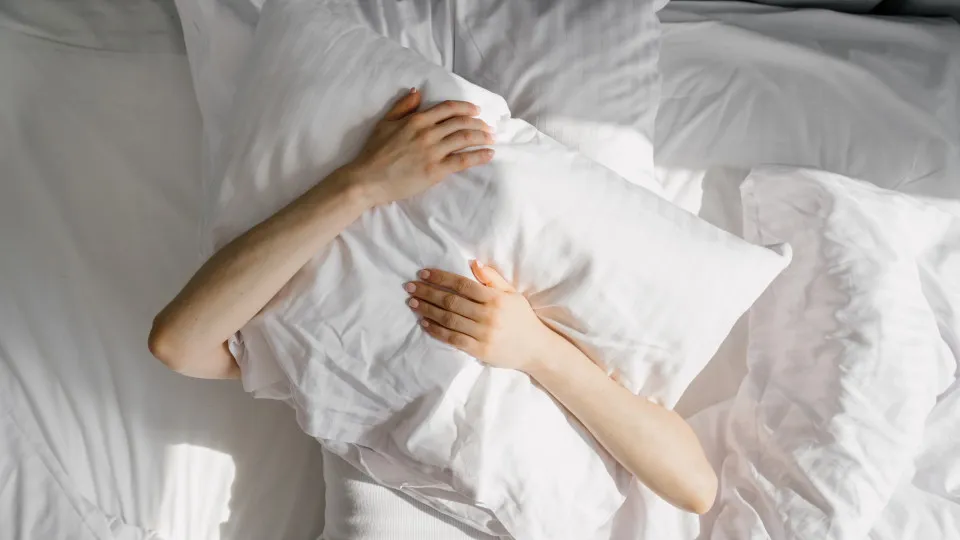 Médico sugere três hábitos simples para melhorar a qualidade do sono