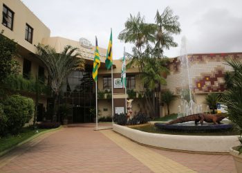 Tião Peixoto: suspensão temporária de novas exigências a comércios em Goiânia