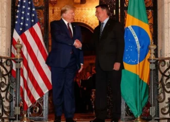 Trump acusa governo Lula de censura e defende Bolsonaro em carta pública