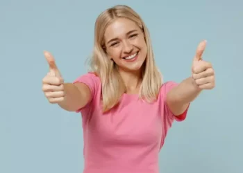 Neurociência mostra por que otimistas se conectam melhor com os outros