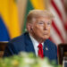 Dito e Feito : Trump eleva tarifa sobre produtos do Brasil para 50% e acusa governo Lula de ameaçar segurança dos EUA