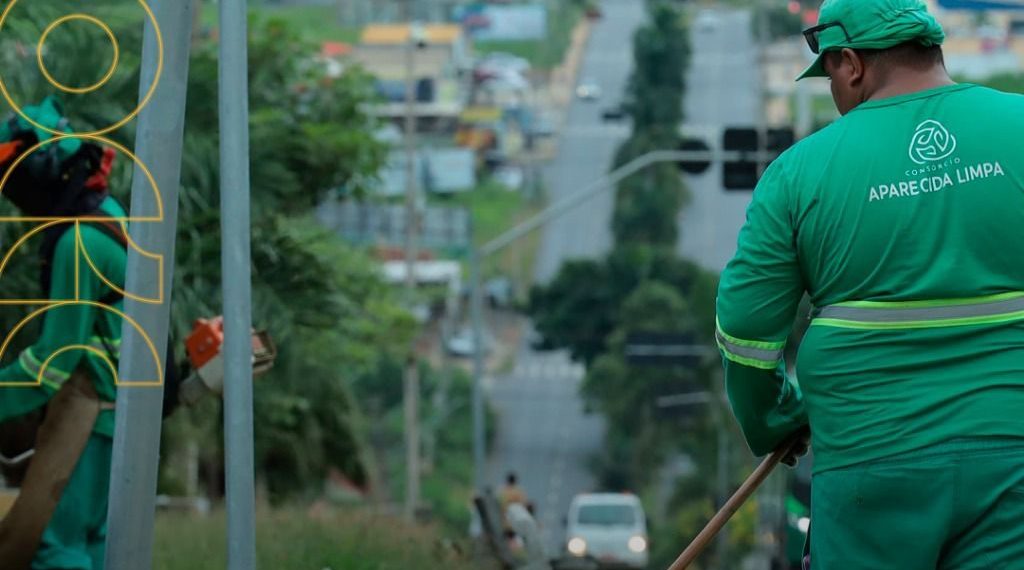 Força-tarefa de limpeza no Jardim Mont Serrat e região em Aparecida, nesta sexta-feira, 11