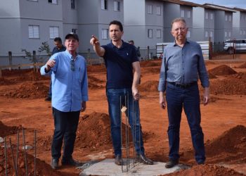 Aparecida de Goiânia intensifica obras contra alagamentos e anuncia nova unidade educacional