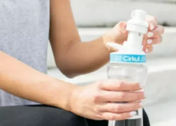 Água com sabor vira tendência no mercado e conquista consumidores