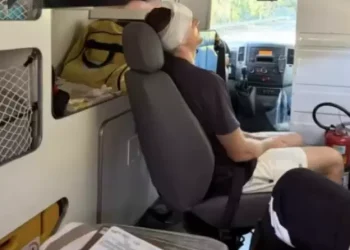 Correspondente do Washington Post se surpreende com atendimento gratuito no SUS após acidente no Rio