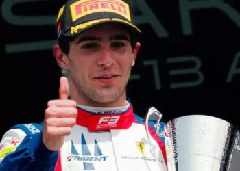 Quem é Rafael Câmara, o jovem brasileiro cotado para a Ferrari