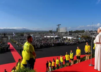 Papa Leão XIV reúne mais de um milhão de jovens em Roma e clama por paz na Ucrânia e em Gaza