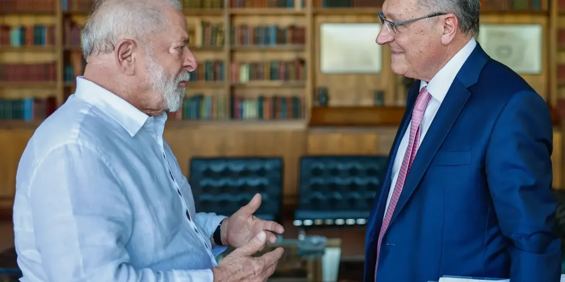 Governo anuncia pacote emergencial para enfrentar tarifa de 50% imposta pelos EUA