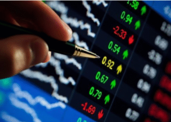 Bancos brasileiros lideram queda na Bolsa após decisão do STF sobre Lei Magnitsky