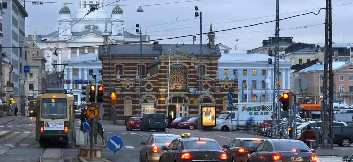 Helsinque zera mortes no trânsito em 12 meses e vira referência na Europa