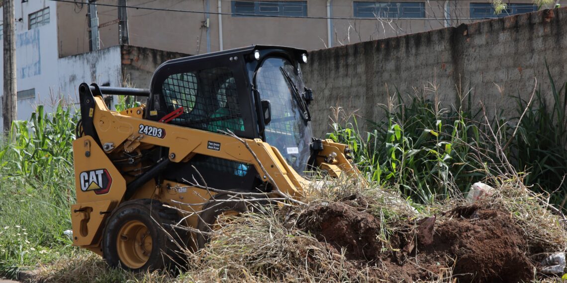 Descarte irregular de lixo sobrecarrega serviços públicos em Aparecida de Goiânia
