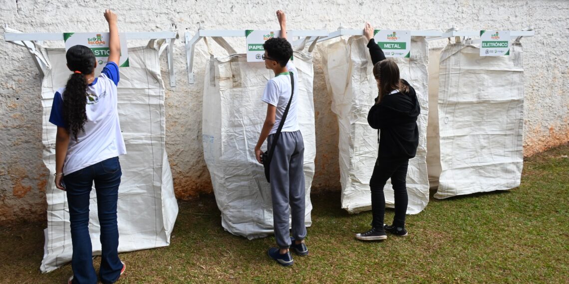 Projeto Eco Escolas mobiliza rede municipal de Goiânia e já apresenta resultados