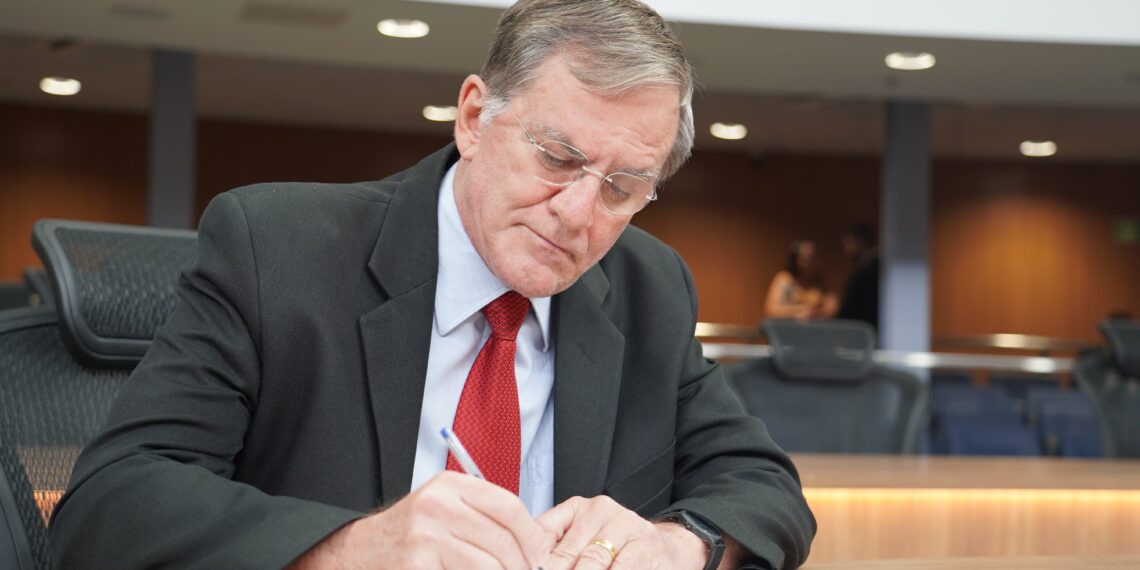 Projeto “SOS Saúde” propõe medidas contra violência a profissionais da saúde em Goiás