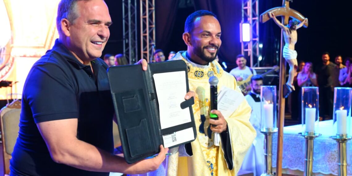 Prefeitura de Goiânia e Arquidiocese firmam permuta de terrenos para fortalecer serviços sociais e religiosos