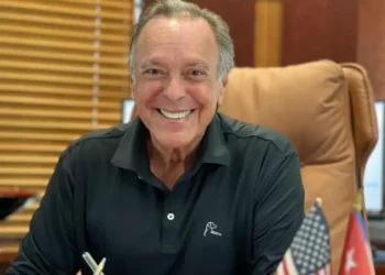 Empresário Cubano-Americano lança campanha contra política migratória de Trump em Miami