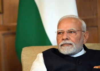 Índia desafia tarifas de Trump e mantém importações de petróleo russo