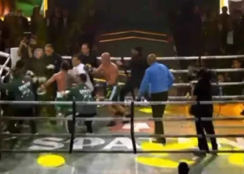 Briga Generalizada Encerra Luta Entre Popó e Wanderlei Silva em São Paulo