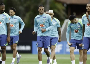 Seleção brasileira enfrentará o Chile com uma formação ofensiva: quatro atacantes