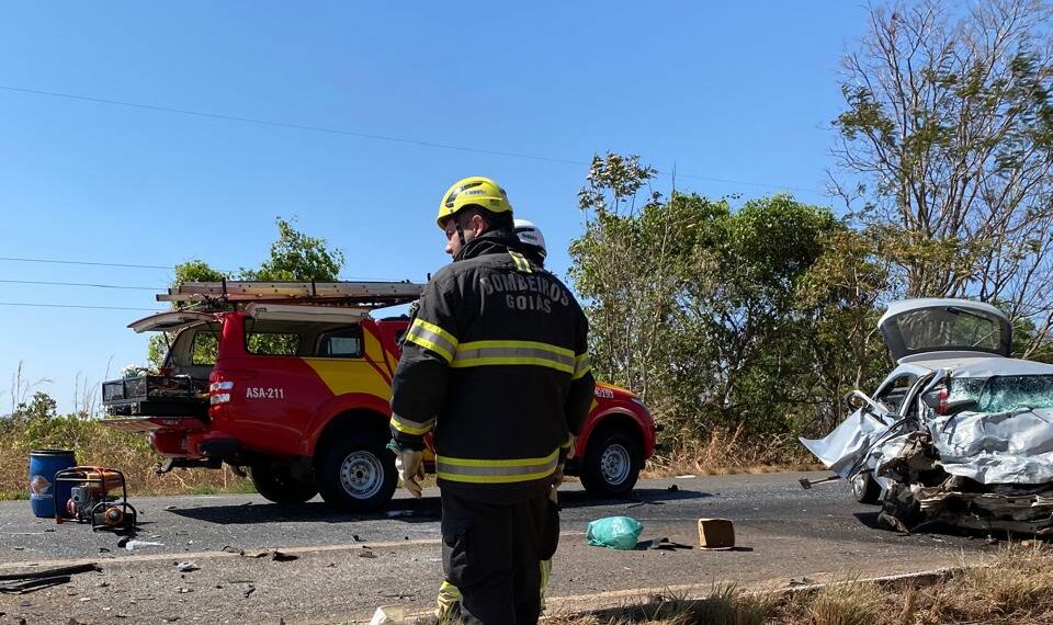 Acidente fatal na GO-080 em Goianésia deixa uma morte e dois feridos