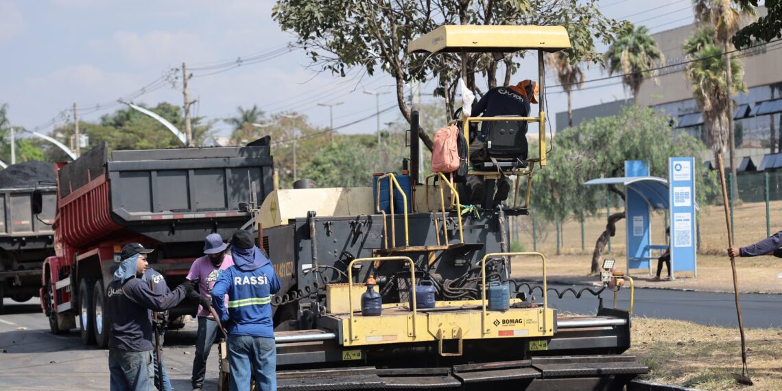 Recapeamento avança em Aparecida com foco na mobilidade e segurança viária