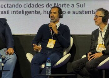 Senador Canedo se consolida como referência em gestão digital no Connected Smart Cities 2025