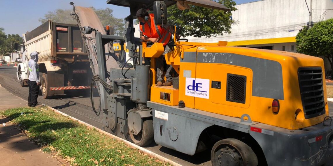 Goiânia revitaliza mais de 90 km de vias em 2025 com programa Asfalta Goiânia