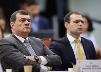 Defesa de militares tenta reduzir responsabilidade e expõe fragilidades para Bolsonaro no STF