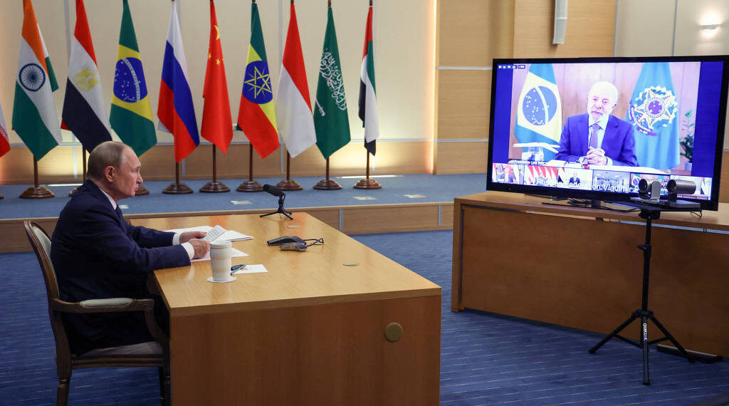Lula critica presença militar dos EUA na América Latina durante cúpula do Brics