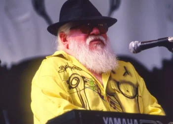 Morre Hermeto Pascoal, o “bruxo dos sons”, aos 89 anos