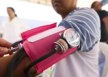 Hipertensão silenciosa: especialistas alertam para aumento de casos e riscos de infarto e AVC