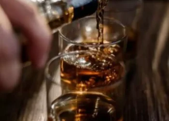 Pernambuco apura suspeitas de intoxicação por metanol; dois homens morreram