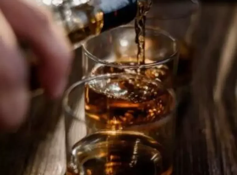 Pernambuco apura suspeitas de intoxicação por metanol; dois homens morreram