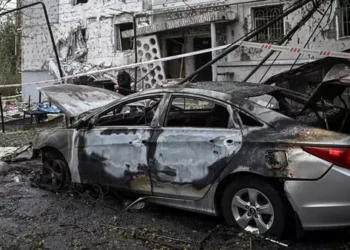 Ataque russo à Ucrânia deixa mortos e faz Polônia reforçar alerta aéreo