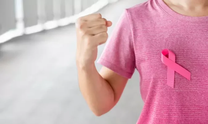 Câncer de mama: como identificar os sintomas e reduzir os riscos