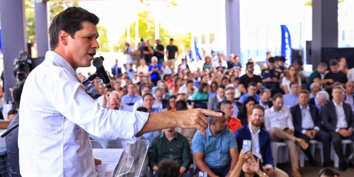 Nova estação de tratamento de esgoto marca retomada da infraestrutura em Goiás, diz Daniel Vilela