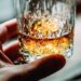 Redução diária de álcool pode evitar mais de 150 mil mortes por câncer no Brasil até 2050