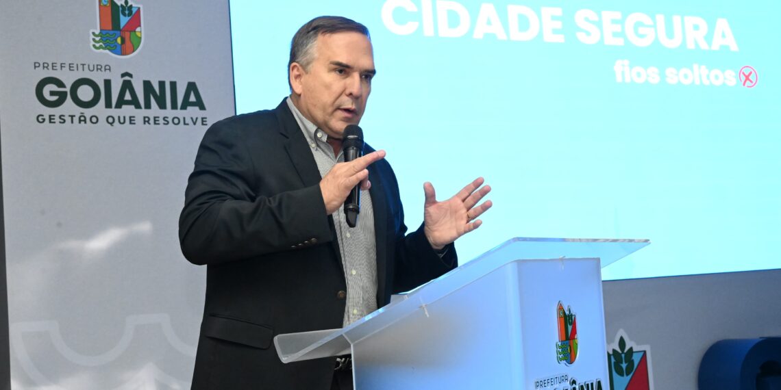 Programa Cidade Segura é lançado em Goiânia para combater fios irregulares