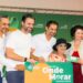 Senador Canedo entrega escrituras e cartões do Aluguel Social a centenas de famílias