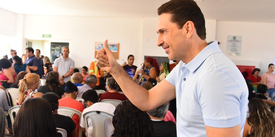 Prefeito Leandro Vilela entrega reforma do CEU das Artes durante mutirão com mais de 5 mil atendimentos em Aparecida