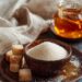 Mel x açúcar: qual é a opção mais saudável para o consumo diário?