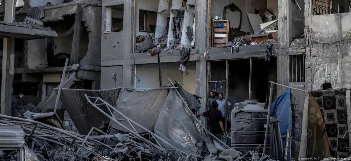 Israel mantém ataques à Faixa de Gaza apesar de avanço em plano de paz dos EUA