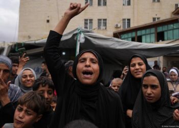 Moradores de Gaza e familiares de reféns em Israel celebram avanço nas negociações de paz