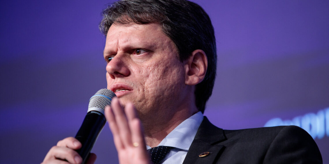 Tarcísio tenta reatar com o STF após chamar Moraes de “tirano” em ato de 7 de Setembro