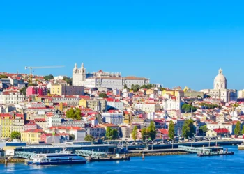 Portugal endurece regras para cidadania e imigração: impacto direto sobre brasileiros