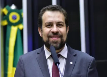 Boulos assume Secretaria-Geral e promete “colocar o governo na rua” com foco em demandas populares