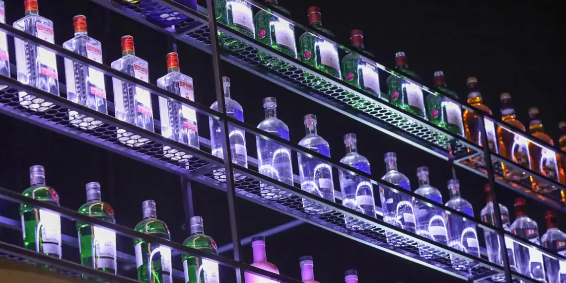 Ministério da Saúde registra 113 casos de suspeita de intoxicação por metanol no país