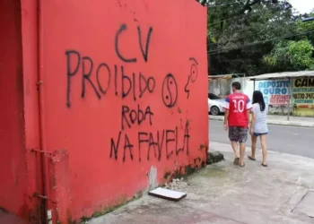 Comando Vermelho: das prisões políticas à hegemonia do tráfico no Rio