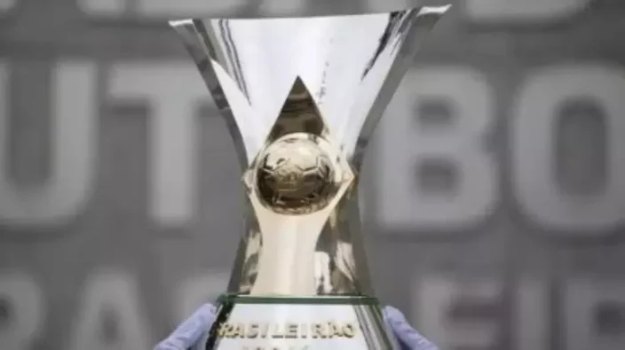 Clubes brasileiros se destacam em ranking dos melhores times do mundo em 2025