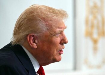 Trump anuncia fechamento total do espaço aéreo da Venezuela e intensifica pressão sobre Maduro