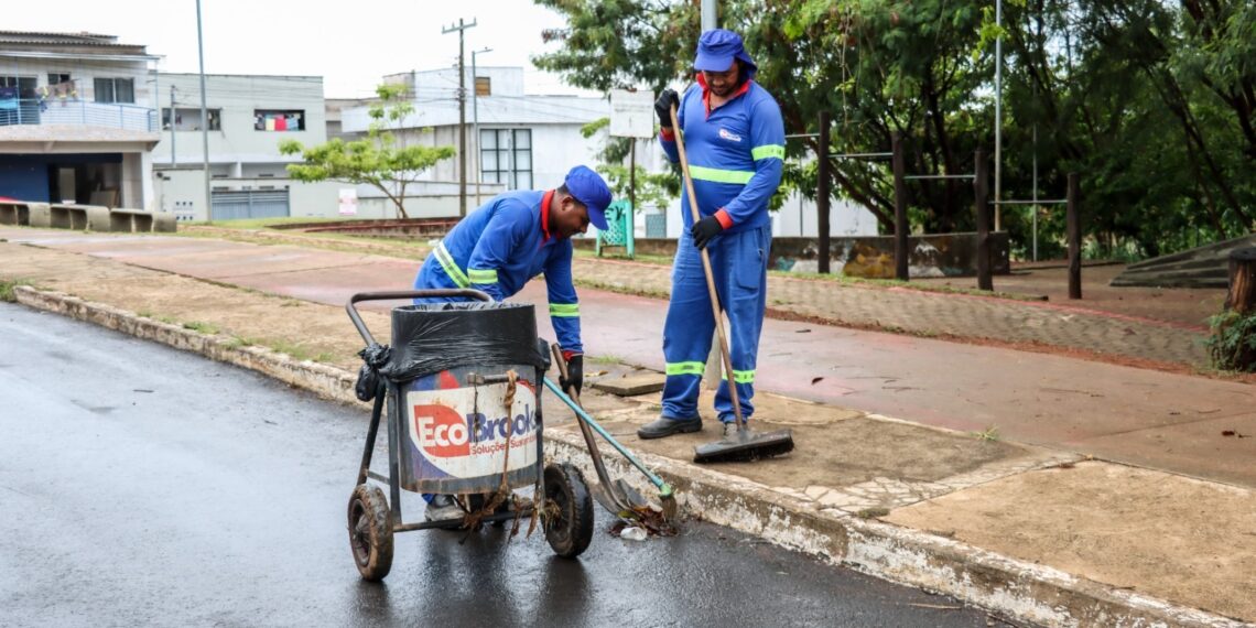 Prefeitura de Senador Canedo promove ampla operação de limpeza urbana